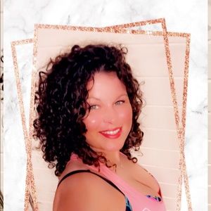 Meet your Posher, Carmen